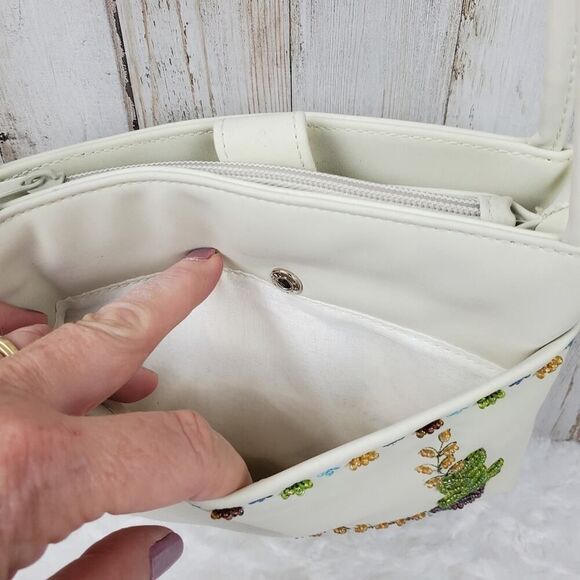 Floral Bead Embellished Handbag Purse Cream - Picture 5 of 10